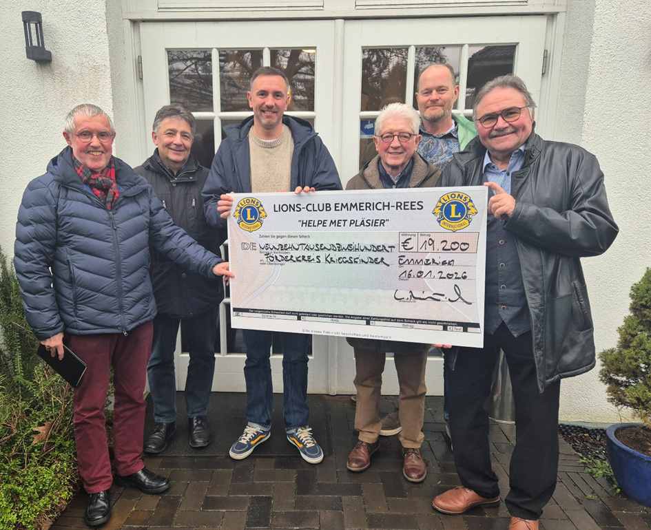 Lionsclub Emmerich-Rees unterstützt den Förderkreis - Kriegskinder e.V.